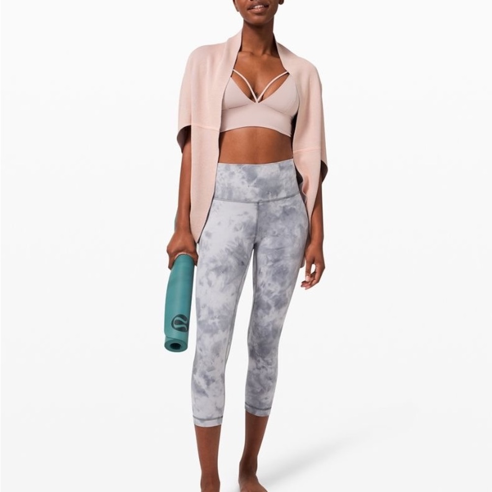 Lululemon Exaltation Wrap